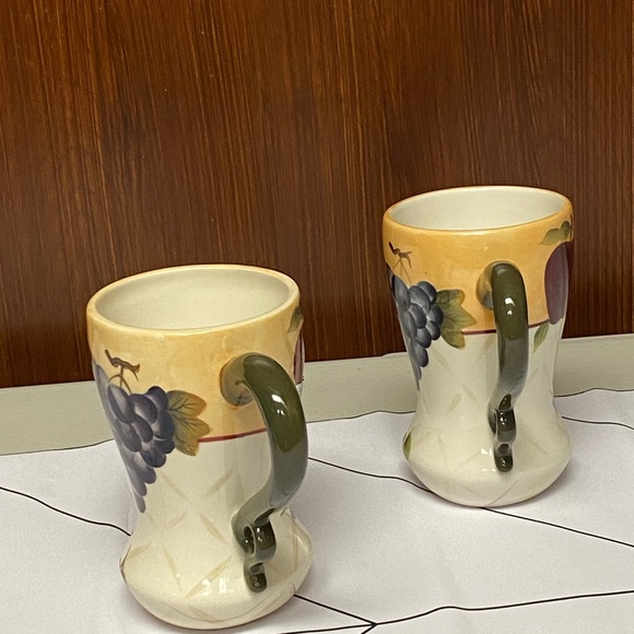 Home Interiors Rare Sonoma Villa pattern Ceramic Latte Mugs - Picture 3 of 15